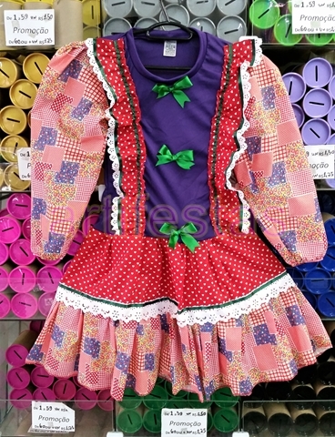 vestido de festa junina com corpete